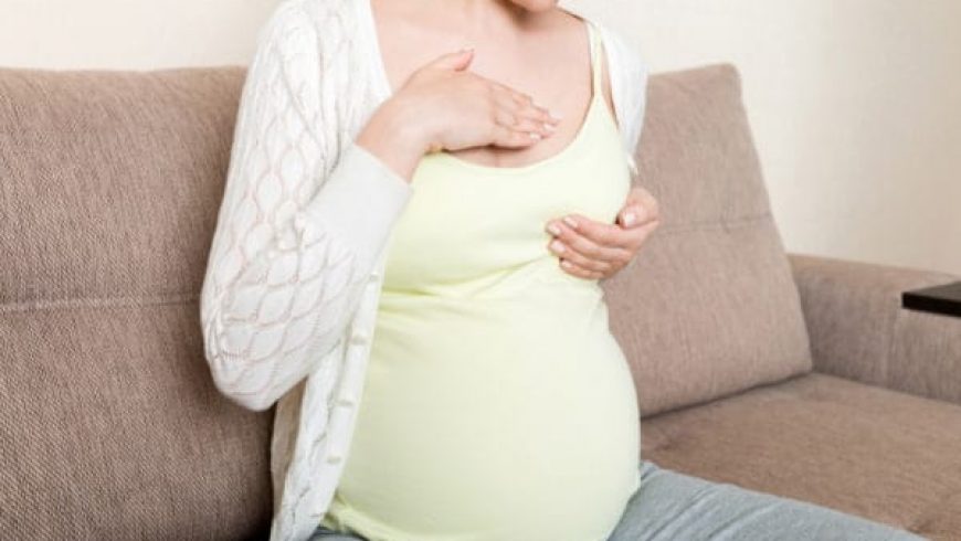 Prurito al seno in gravidanza: Cause, sintomi e rimedi