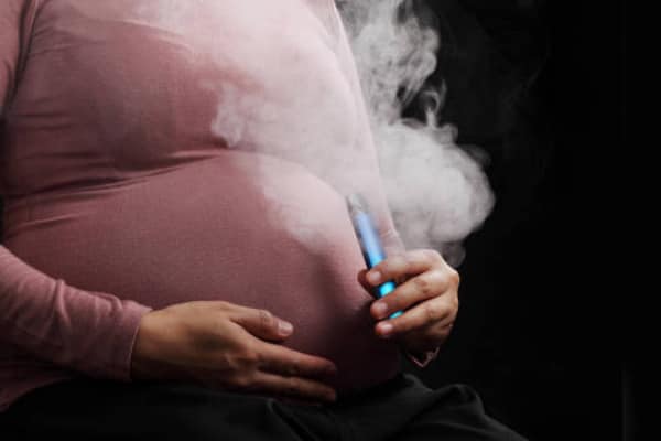 Sigaretta elettronica in gravidanza: Buona o cattiva idea?